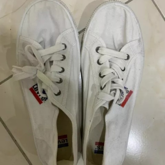 Levis Canvas Shoes - Picture 1 of 4